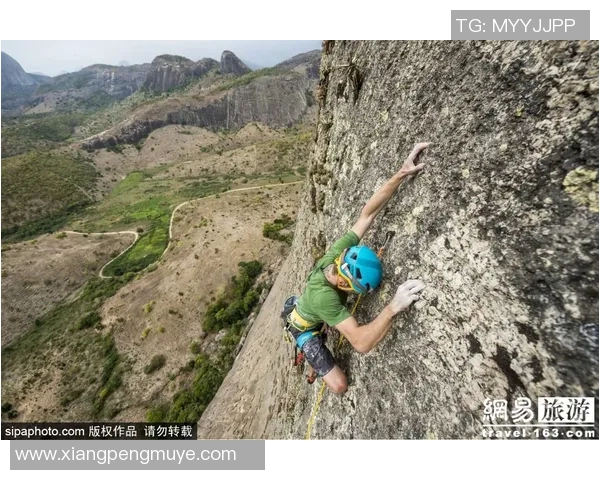 西安攀岩队耐力训练的挑战与突破探索之旅 西安攀岩队耐力训练的挑战与突破探索之旅