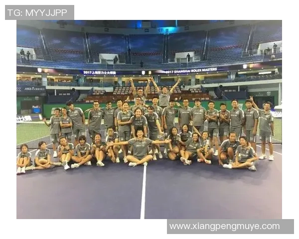 上海网球队的辉煌崛起与精英赛征程的背后故事 上海网球队的辉煌崛起与精英赛征程的背后故事