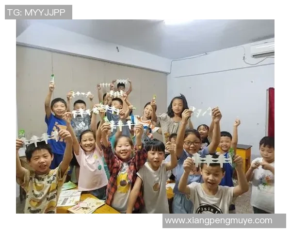 与伦比亚足球明星共度难忘时光的精彩瞬间与故事分享